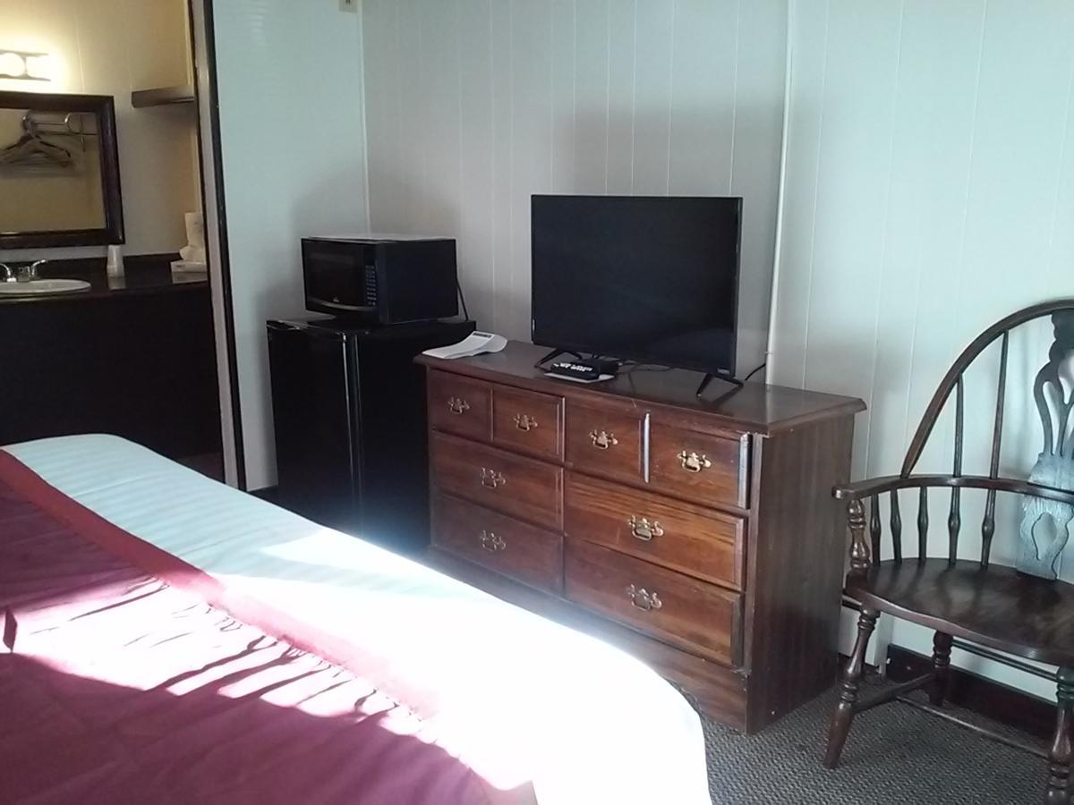 Motel Holiday House Hillsdale
