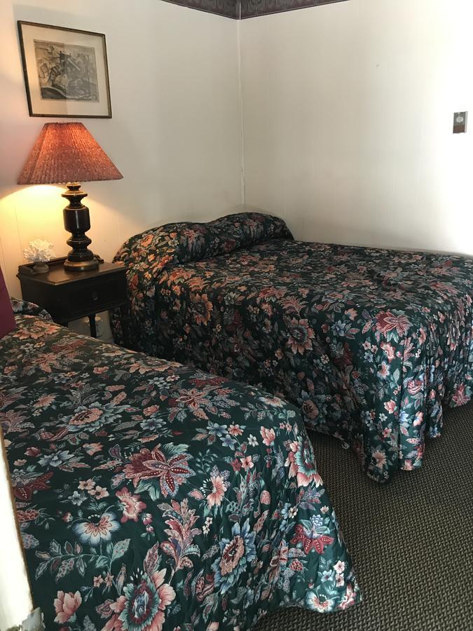 Holiday House